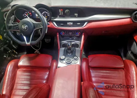 2018 Alfa Romeo Stelvio Ti Sport z USA, uszkodzony, nr VIN ZASFAKNNXJ7C27526